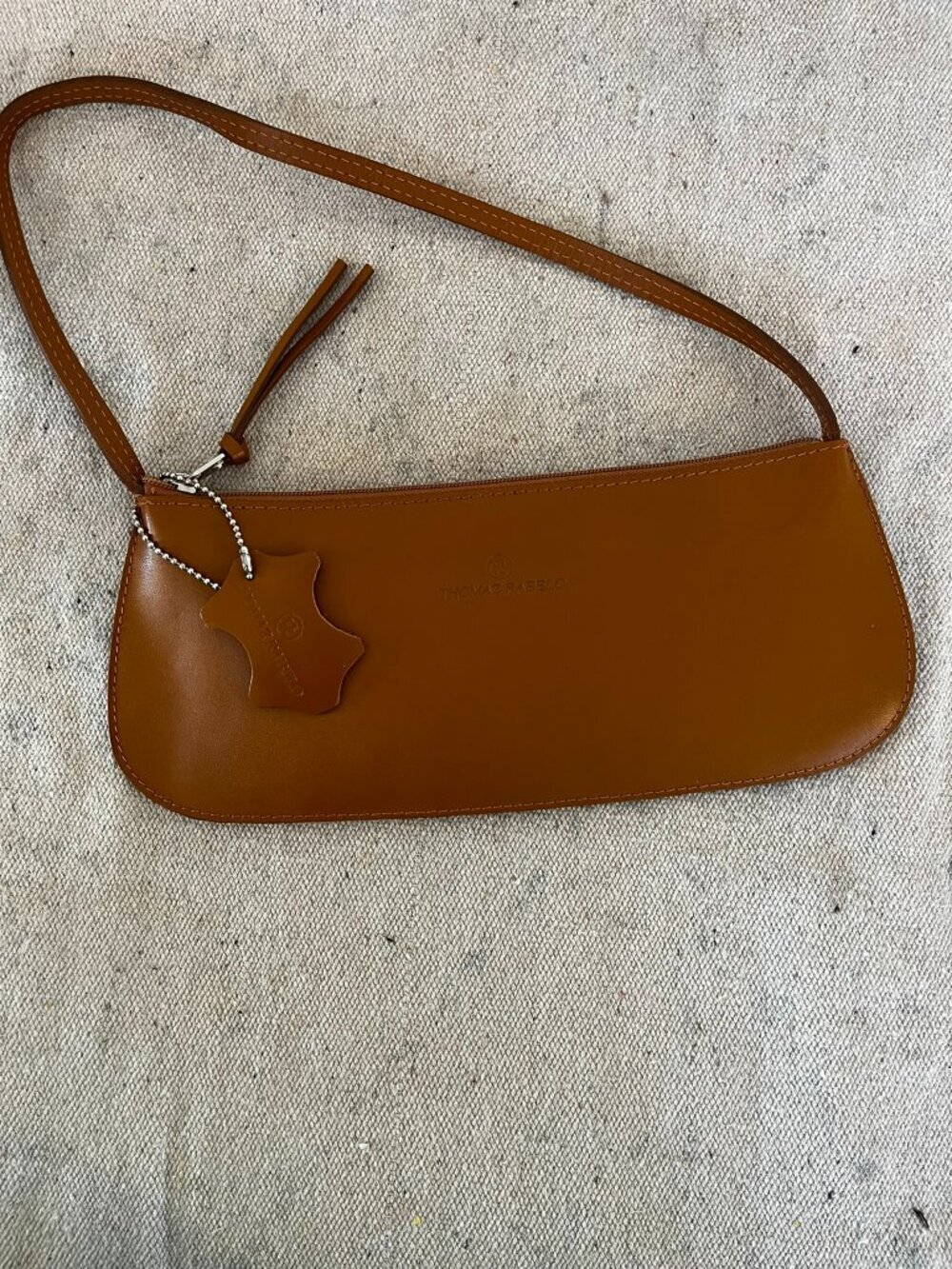 Thomaz Rabelo Tan Leather Small Moon Shaped Hand Bag - Picture 9 of 12